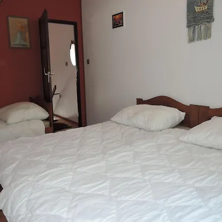 With Private Beach, Cleaning Included Appartement Sulomino
